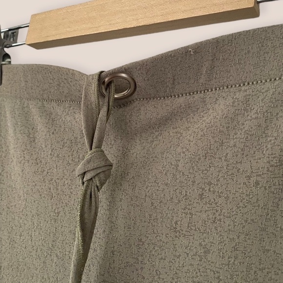 Rapz Y2K Straight Lettuce Skirt - Picture 4 of 8